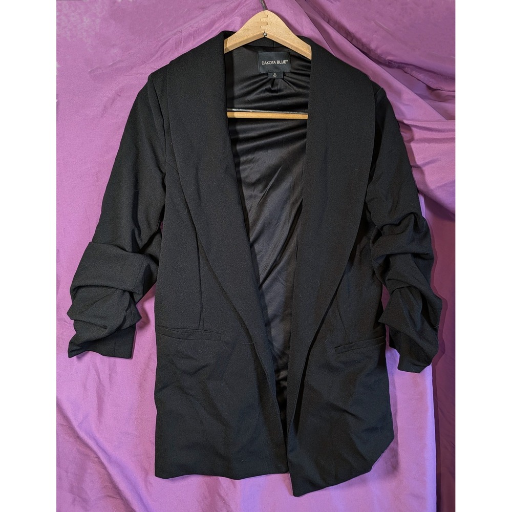 Black Crepe Blazer Ruched Sleeves Size S by Dakota Blue Open Front Shoulder Pads